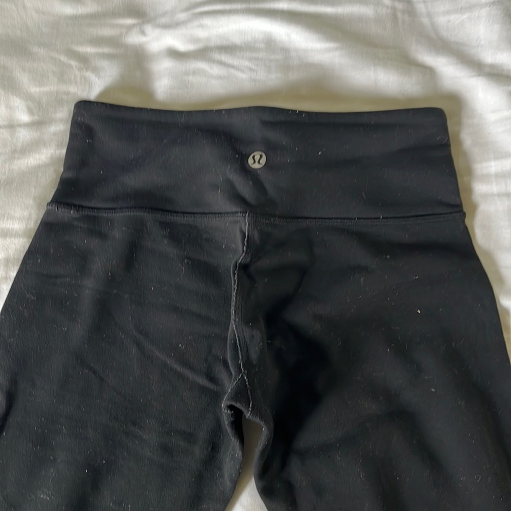 Lululemon reversible cropped leggings black/grey size 4